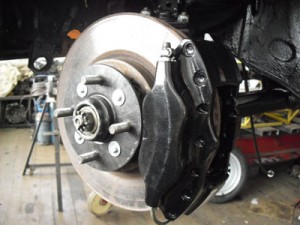 Freins AV 4 pistons